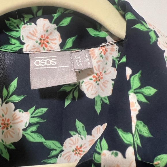 Floral Print Women's Top asos size 4, women’s small black green pink long sleeve - Picture 3 of 6